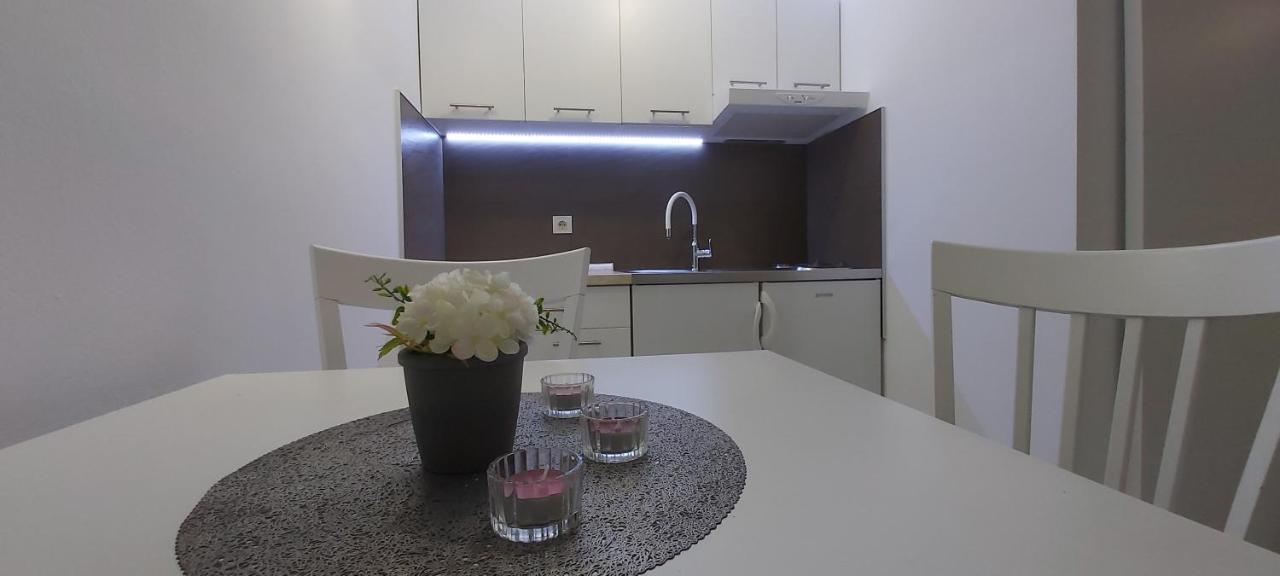 Studio Apartments Igor Vrsar Luaran gambar